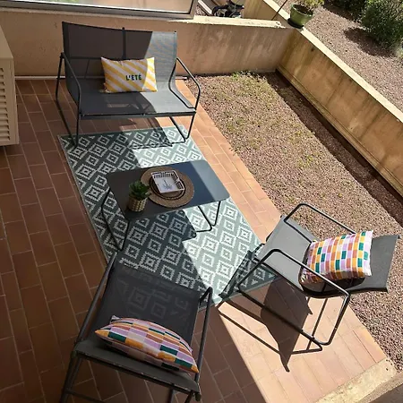 Charming 22m2 With Terrace In Saint-raphael Apartment *