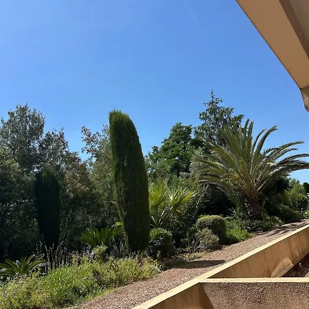Charming 22m2 With Terrace In Saint-raphael Apartment Saint-Raphael (Var)