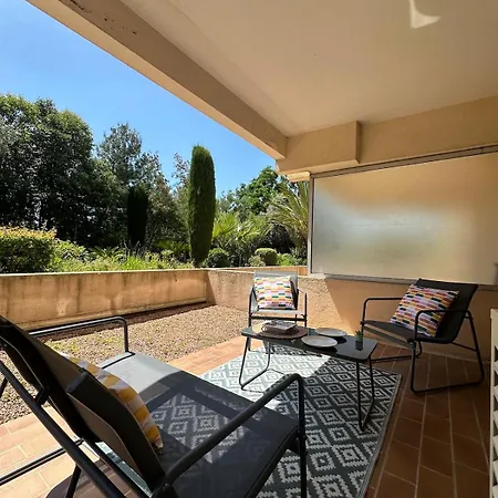 Charming 22m2 With Terrace In Saint-raphael Saint-Raphael (Var)